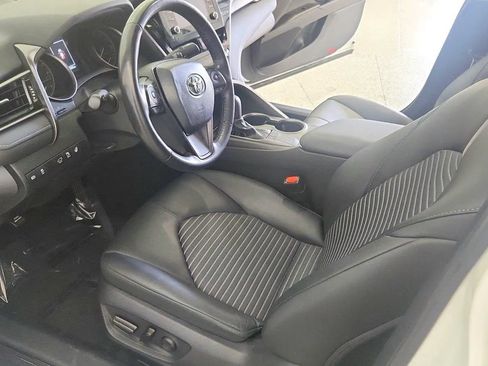 Used 2024 Toyota Camry SE w/ Cold Weather Package FWD image 14