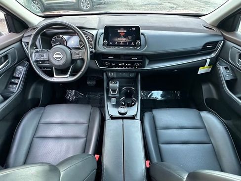 Used 2023 Nissan Rogue SV w/ SV Premium B Package AWD/4WD image 32