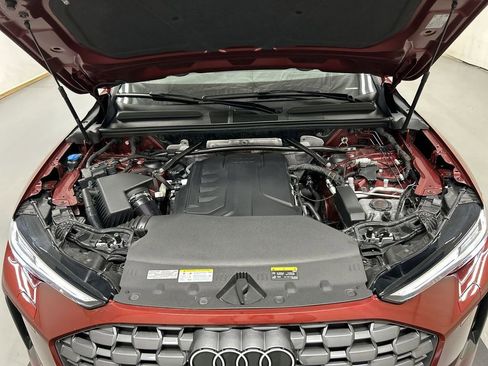 Used 2025 Audi Q5 Premium Plus w/ Premium Plus AWD/4WD image 26