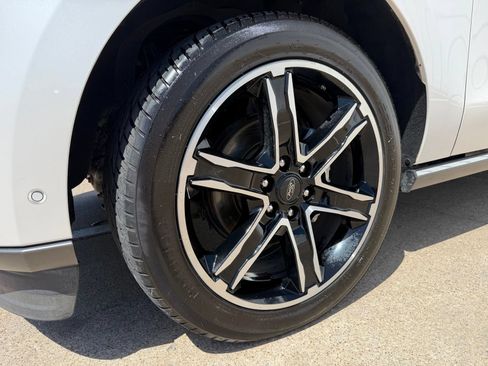 Used 2019 Ford Expedition Limited w/ Texas Edition Package RWD image 46