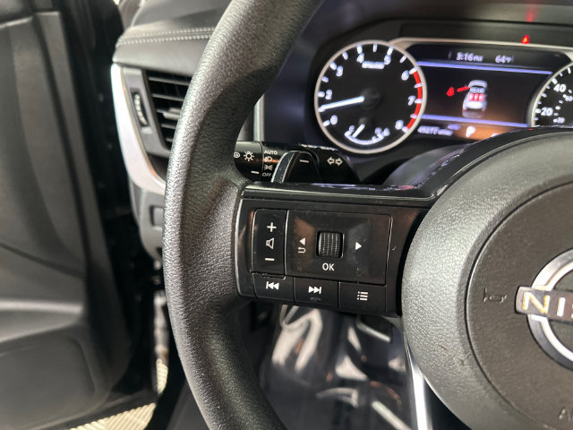 Used 2024 Nissan Rogue S AWD/4WD image 12