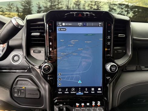 Used 2022 RAM 2500 Limited w/ Towing Technology Group image 20