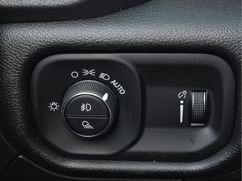 New 2026 RAM 1500 Classic Warlock image 17