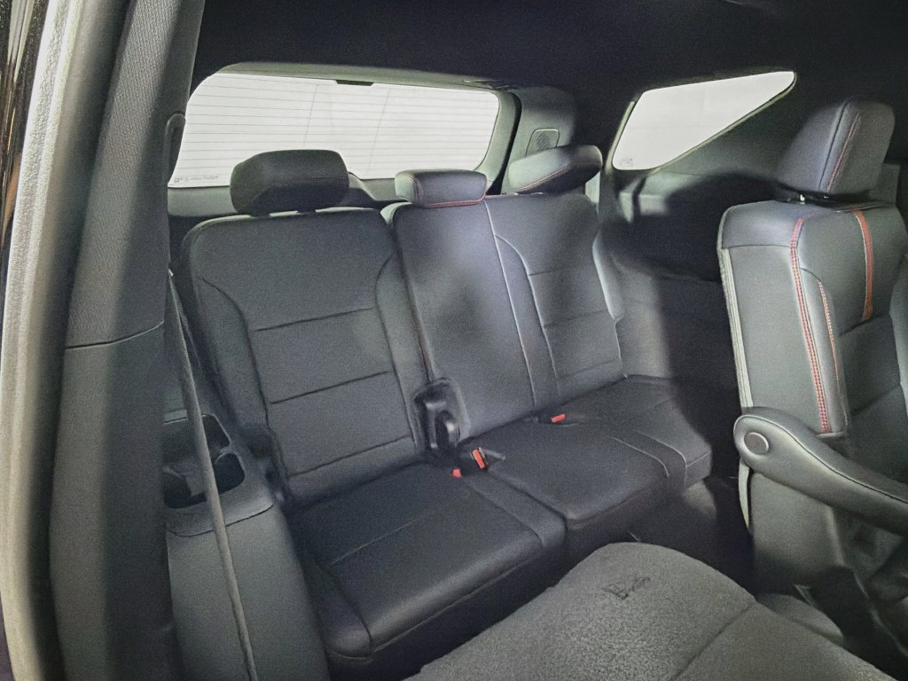 New 2026 Chevrolet Traverse RS w/ LPO, Floor Liner Package AWD/4WD image 25