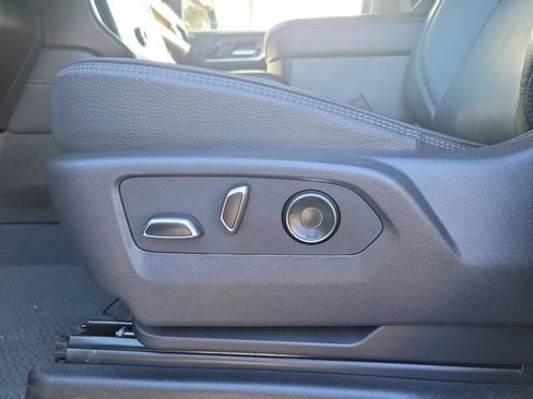 Certified 2025 GMC Yukon XL Denali image 23