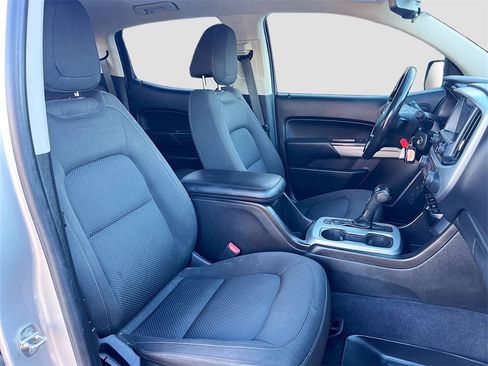 Used 2019 Chevrolet Colorado LT image 26