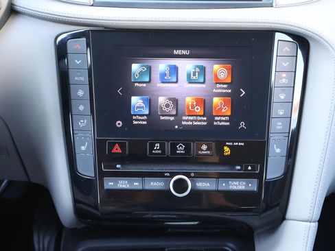 Certified 2023 INFINITI QX50 Luxe image 20