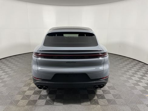 Used 2025 Porsche Cayenne Coupe AWD/4WD image 6