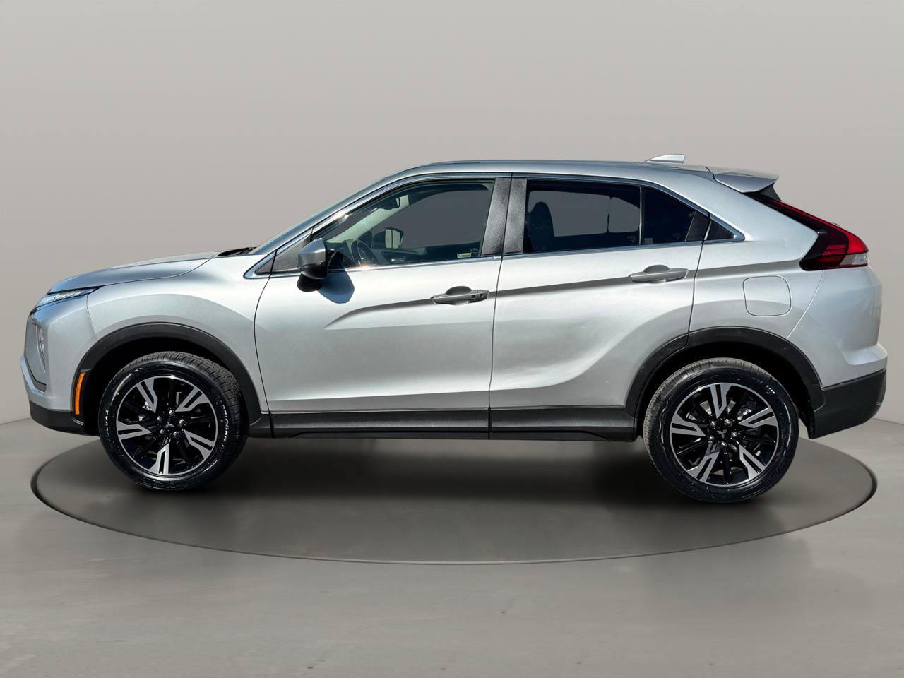 Used 2024 Mitsubishi Eclipse Cross SE AWD/4WD image 5