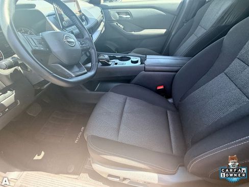 Used 2025 Nissan Rogue SV AWD/4WD image 15