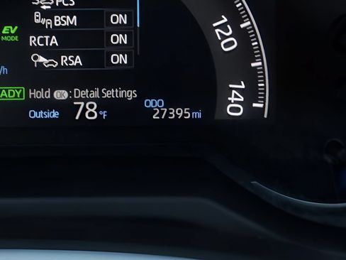 Certified 2022 Toyota RAV4 SE w/ Weather & Moonroof Package AWD/4WD image 31