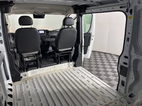 Used 2025 RAM ProMaster 2500 w/ Convenience Group FWD image 39