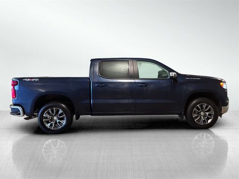 Used 2022 Chevrolet Silverado 1500 LT image 4