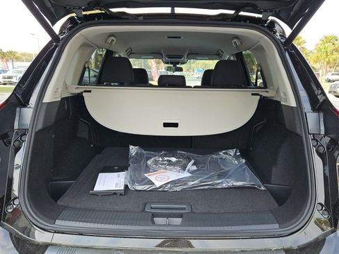 New 2026 Nissan Rogue SV FWD image 6