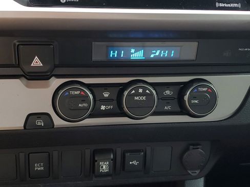 Used 2021 Toyota Tacoma SR5 image 27