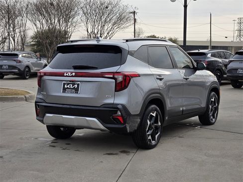 New 2026 Kia Seltos S image 4