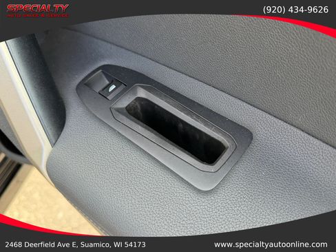 Used 2024 BMW iX xDrive50 w/ Sport Package AWD/4WD image 41