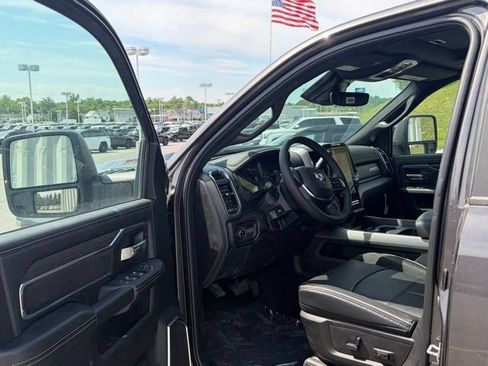 New 2026 RAM 2500 Laramie w/ Night Edition AWD/4WD image 15