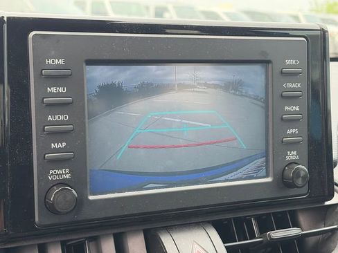 Used 2019 Toyota RAV4 LE image 16