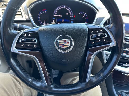 Used 2013 Cadillac SRX Luxury image 27