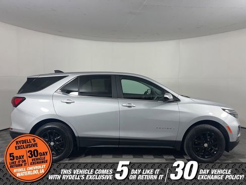 Certified 2022 Chevrolet Equinox LT image 3