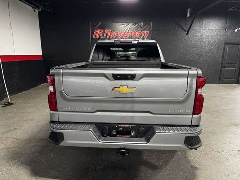 Used 2023 Chevrolet Silverado 1500 Custom AWD/4WD image 4
