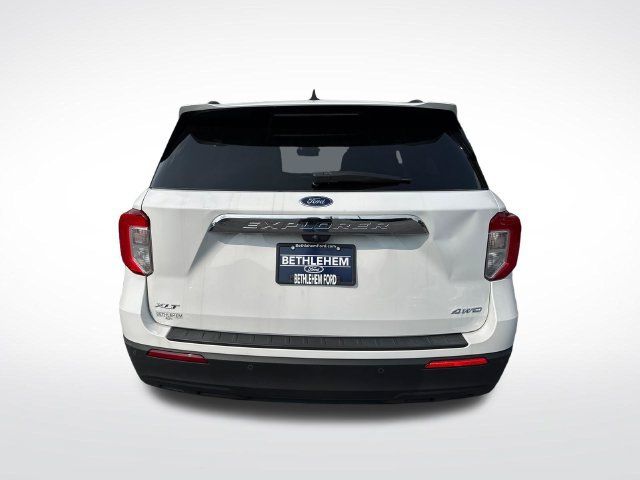 Used 2021 Ford Explorer XLT AWD/4WD image 4