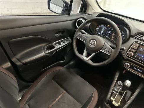 Used 2020 Nissan Versa SR image 12