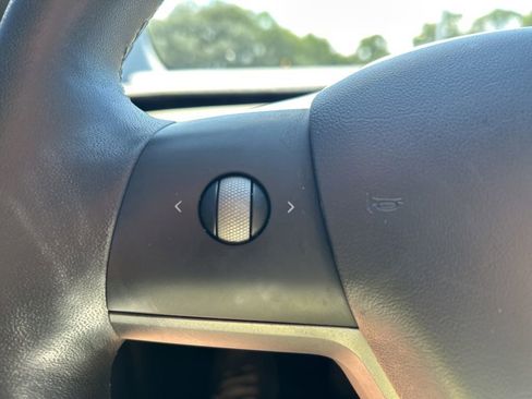 Used 2021 Tesla Model 3 Standard Range Plus RWD image 24