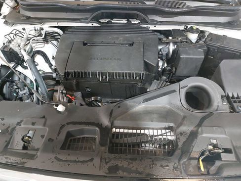 Used 2023 Honda Pilot Touring image 32