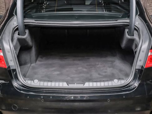 Used 2020 Jaguar XF Prestige RWD image 49