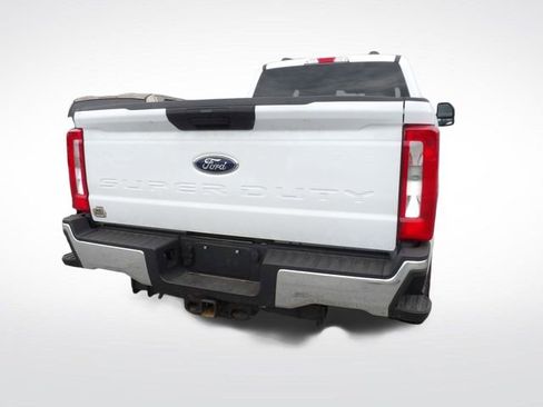 Used 2024 Ford F250 XLT w/ FX4 Off-Road Package AWD/4WD image 15