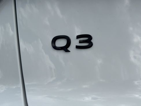 New 2026 Audi Q3 quattro 2.0T image 11
