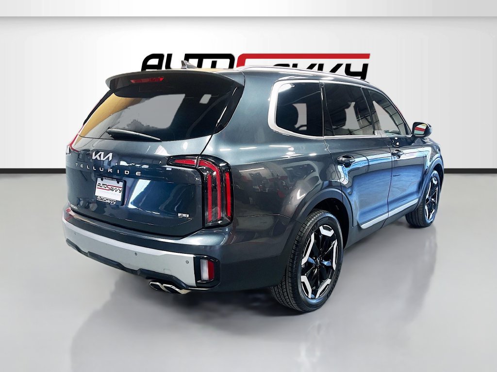 Used 2023 Kia Telluride EX AWD/4WD image 7