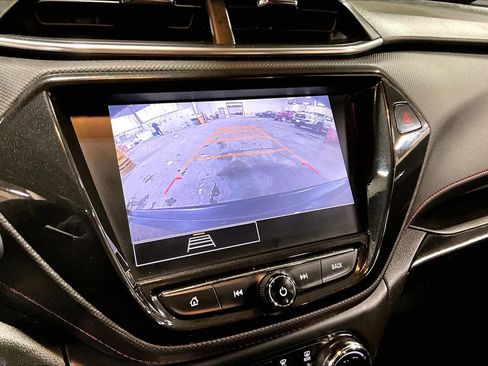 Used 2021 Chevrolet TrailBlazer RS w/ Sun and Liftgate Package image 27