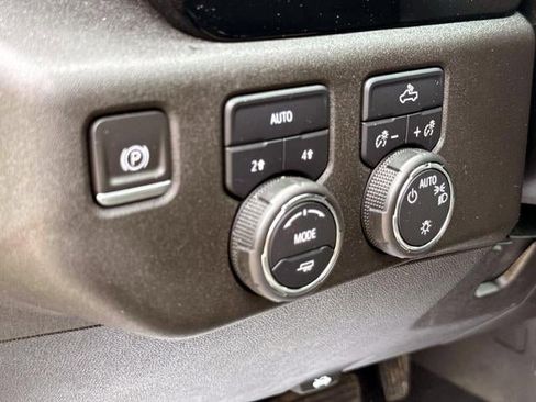 Used 2024 Chevrolet Silverado 1500 LT AWD/4WD image 21