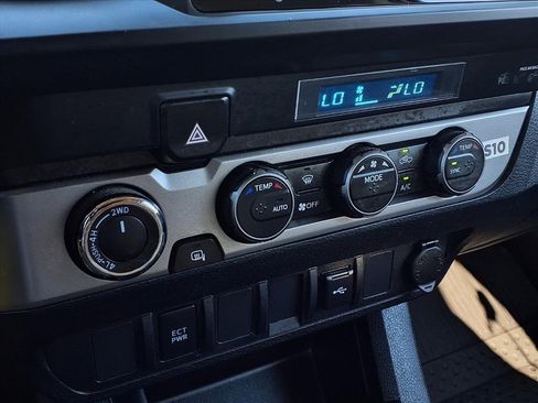 Certified 2023 Toyota Tacoma SR image 10