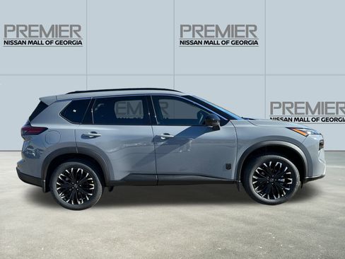 New 2026 Nissan Rogue SV image 4