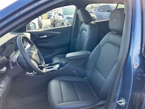 New 2026 Buick Envista Sport Touring FWD image 17