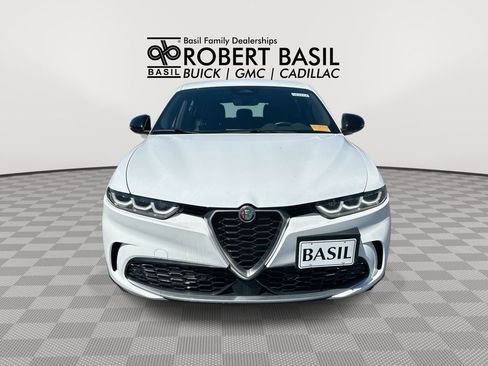 Used 2024 Alfa Romeo Tonale Ti AWD/4WD image 3