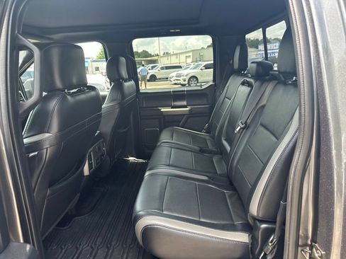 Used 2018 Ford F150 Raptor w/ Equipment Group 802A Luxury AWD/4WD image 12