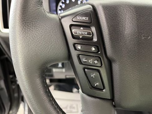 Used 2025 Nissan Frontier SV w/ SV Convenience Package RWD image 23
