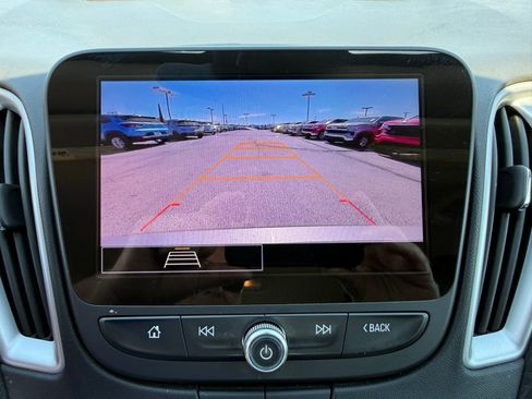 Used 2024 Chevrolet Malibu LS FWD image 23