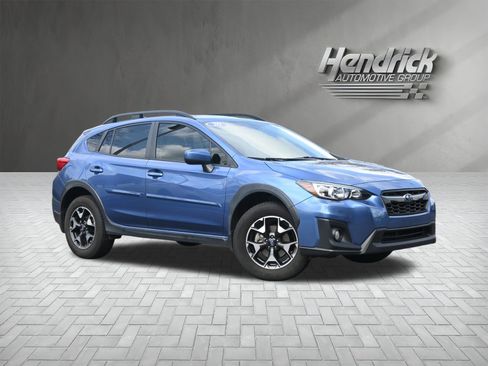 Used 2020 Subaru Crosstrek 2.0i Premium w/ Moonroof Package 2 image 2