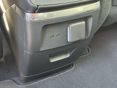 New 2026 Cadillac Vistiq Luxury image 15