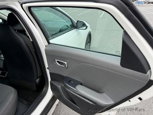 Used 2025 Kia K4 FWD image 10