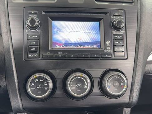 Used 2013 Subaru Crosstrek 2.0i Limited w/ Popular Pkg 1 image 24