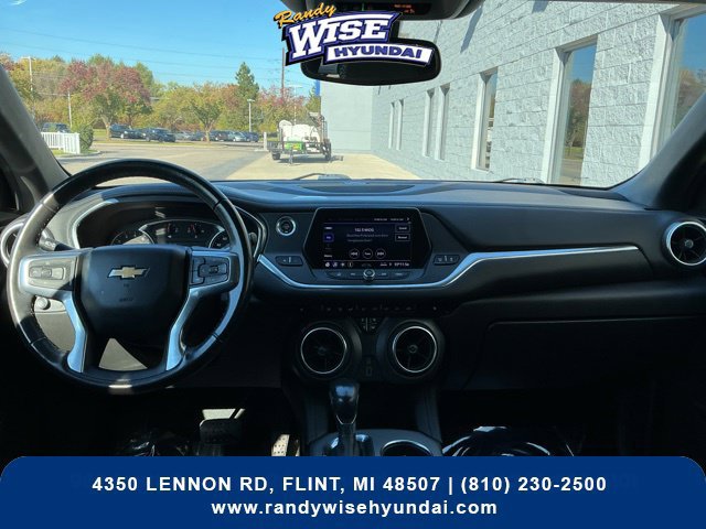 Used 2020 Chevrolet Blazer LT w/ Redline Edition FWD image 2