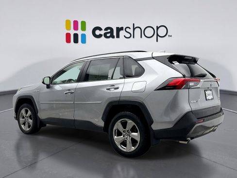 Used 2019 Toyota RAV4 Limited image 3