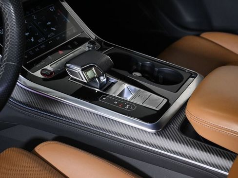 Used 2022 Audi RS Q8 4.0T image 26